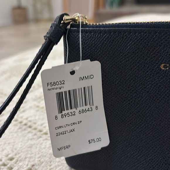Coach Corner Zip Wristlet In Crossgrain Leather NWT